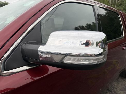 Used 2019 RAM 1500 Limited AWD/4WD image 12