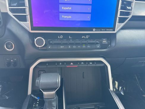 Used 2022 Toyota Tundra SR5 w/ SR5 Premium Package image 19