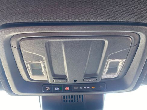 Used 2023 GMC Sierra 1500 AT4 image 24