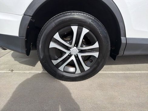 Used 2016 Toyota RAV4 LE image 29