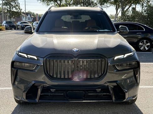 New 2026 BMW X7 xDrive40i w/ M Sport Package AWD/4WD image 8
