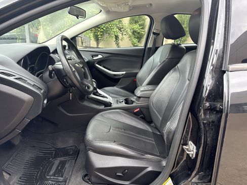 Used 2013 Ford Focus SE FWD image 16