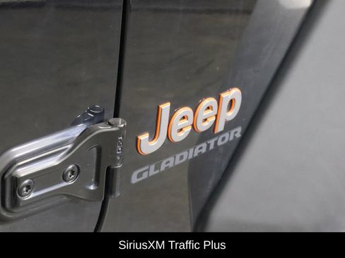 Used 2021 Jeep Gladiator Mojave AWD/4WD image 38