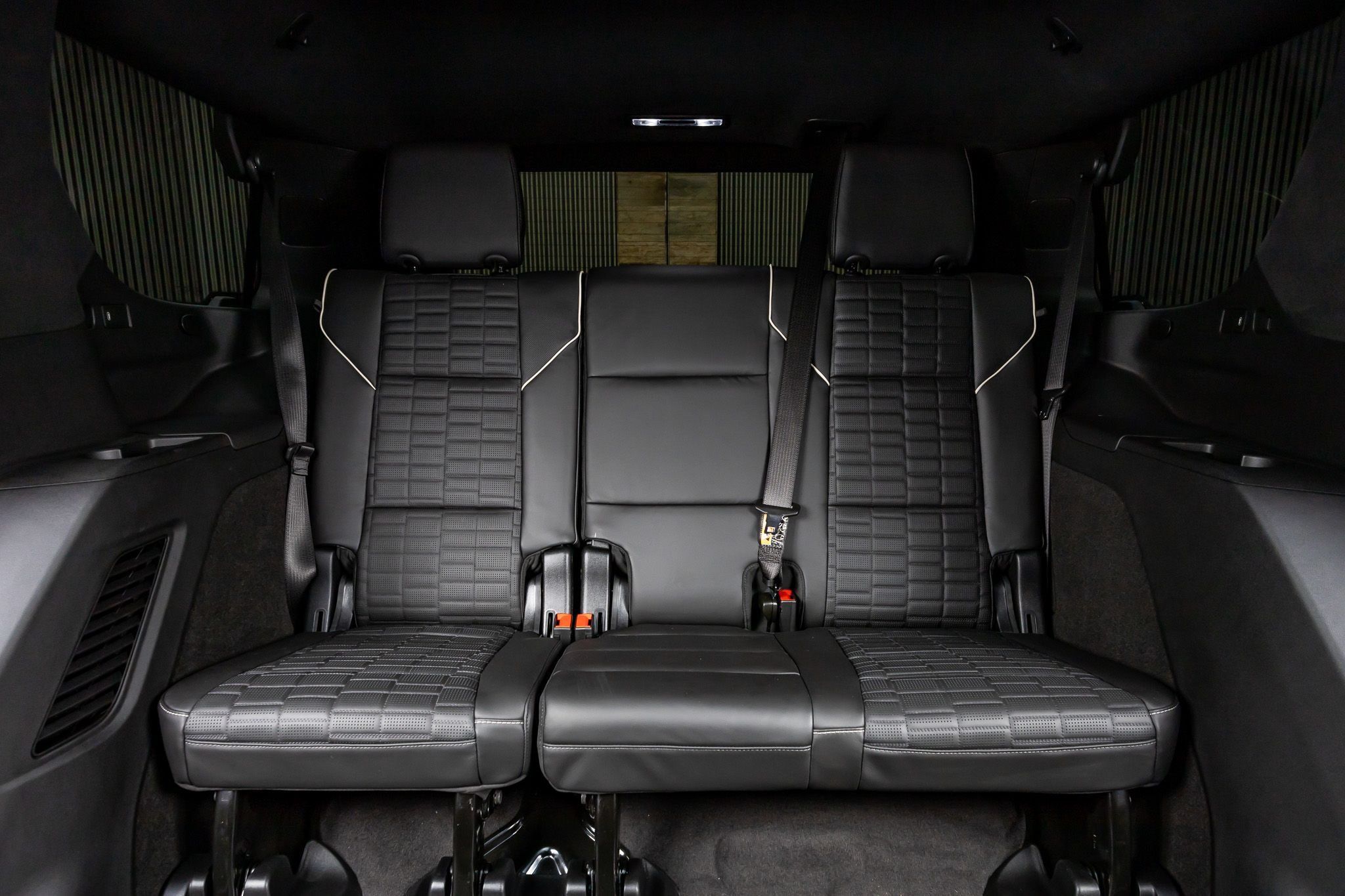 Used 2026 Cadillac Escalade V w/ LPO, Floor Liner Package AWD/4WD image 38
