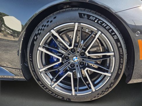 New 2026 BMW M5 w/ Executive Package AWD/4WD image 9