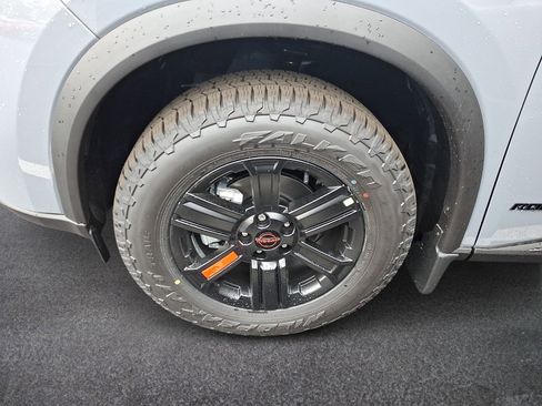 New 2026 Nissan Rogue SV AWD/4WD image 4