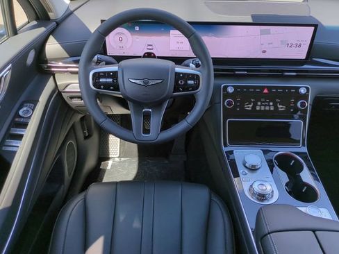 Certified 2026 Genesis GV80 2.5T RWD image 13