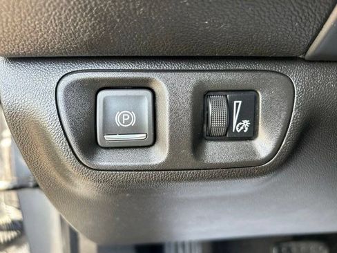 Used 2021 GMC Acadia SLE w/ Driver Convenience Package AWD/4WD image 19