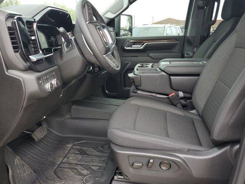 New 2026 GMC Sierra 3500 SLE w/ Preferred Package image 19