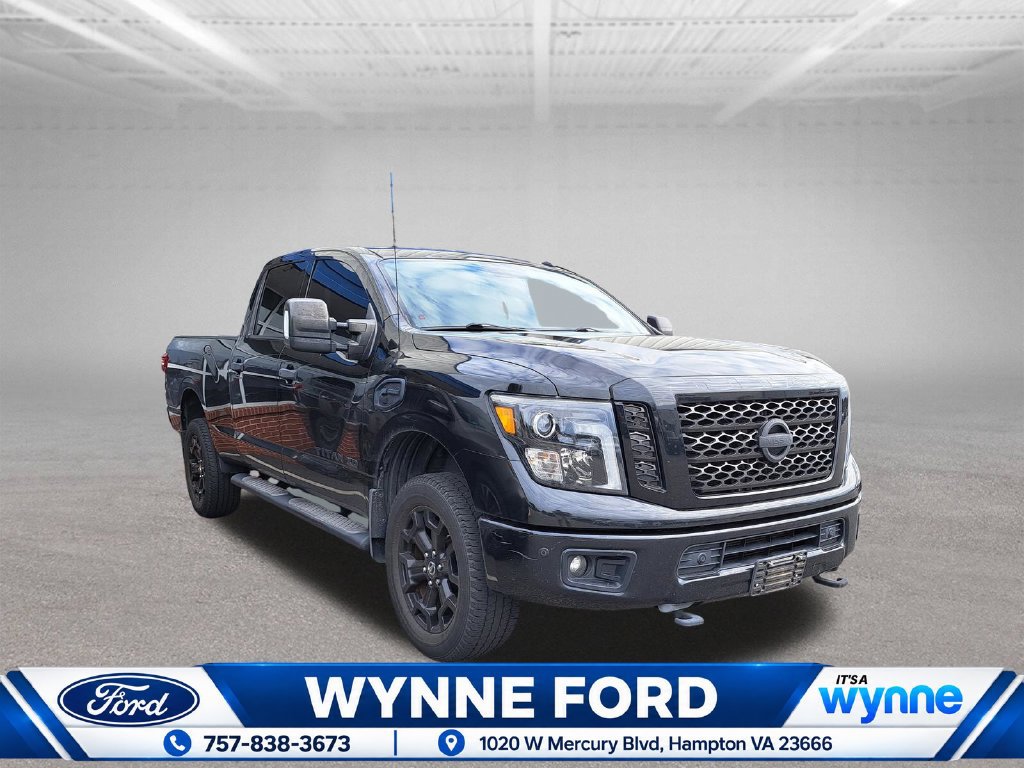 Used 2018 Nissan Titan SV w/ SV Convenience Package AWD/4WD image 1