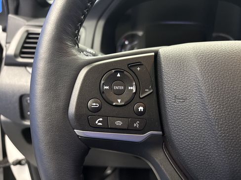 Used 2025 Honda Passport EX-L image 17