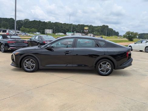 Used 2025 Kia K4 FWD image 5