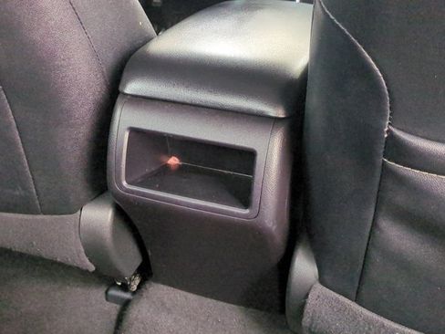 Used 2014 Toyota Camry SE FWD image 17