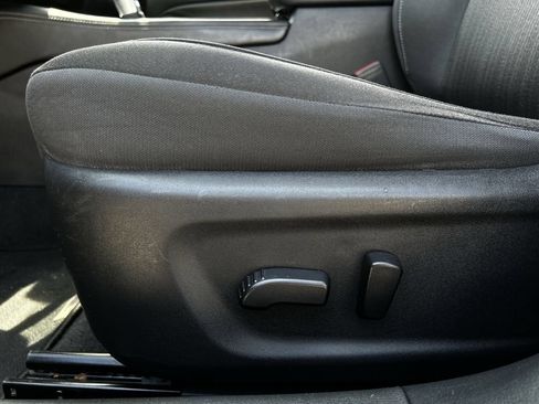 Used 2023 Nissan Altima 2.5 SV FWD image 27