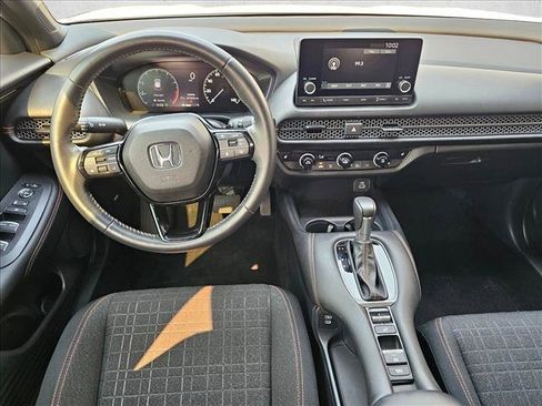 Used 2025 Honda HR-V Sport image 18