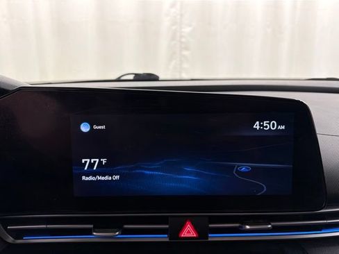 Used 2022 Hyundai Elantra Limited w/ Cargo Package FWD image 14