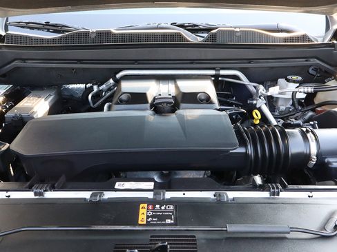 Used 2023 Chevrolet Colorado LT w/ LT Convenience Package II image 23