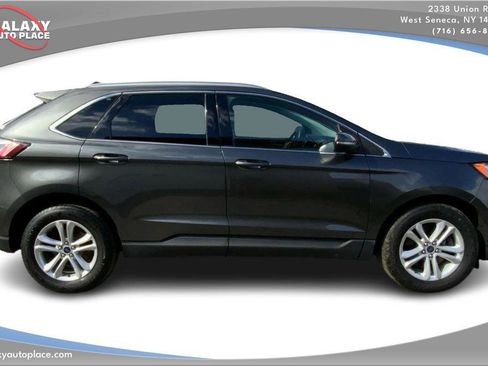 Used 2020 Ford Edge SEL w/ Convenience Package AWD/4WD image 4