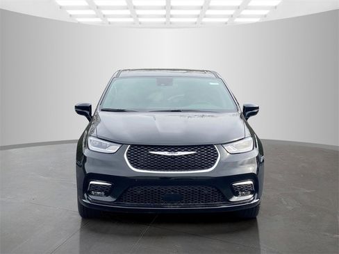 New 2026 Chrysler Pacifica Select image 4