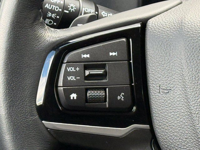 Used 2025 Honda Odyssey Elite image 40