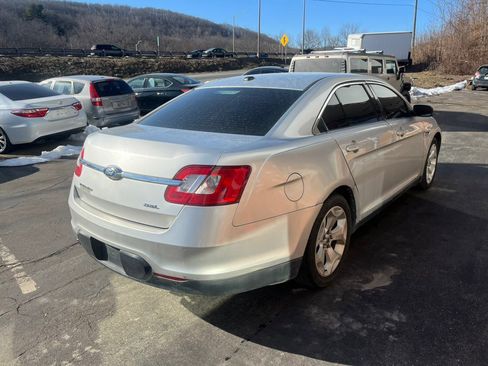 Used 2011 Ford Taurus SEL w/ 202A Rapid Spec Order Code image 5