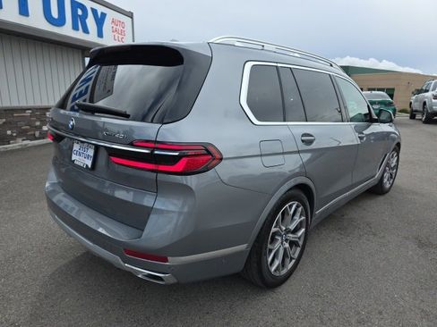 Used 2025 BMW X7 xDrive40i image 10