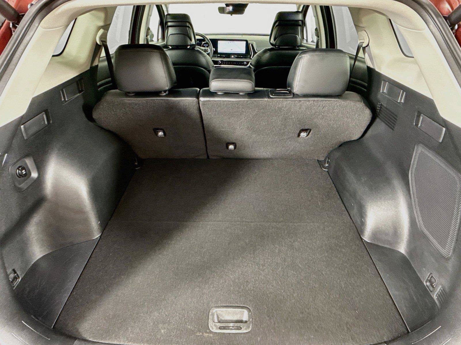 Used 2025 Kia Sportage SX FWD image 27