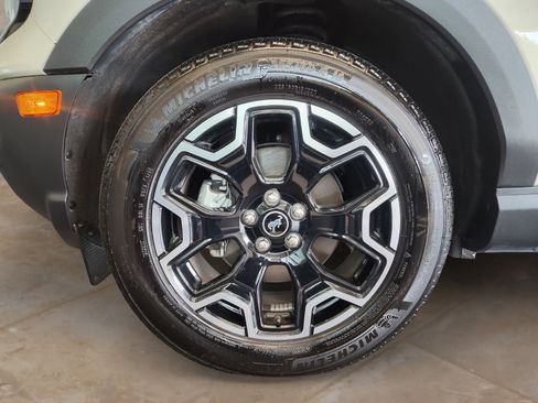Used 2025 Ford Bronco Sport Outer Banks w/ Outer Banks Tech Package+ AWD/4WD image 30