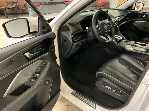 Certified 2023 Acura MDX SH-AWD w/ Advance Package image 10