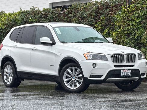 Used 2013 BMW X3 xDrive28i w/ Premium Pkg AWD/4WD image 2