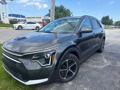 Used 2024 Kia Niro LX