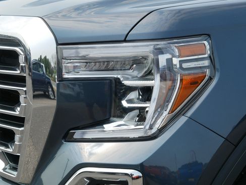 Used 2019 GMC Sierra 1500 SLT w/ SLT Premium Plus Package AWD/4WD image 16