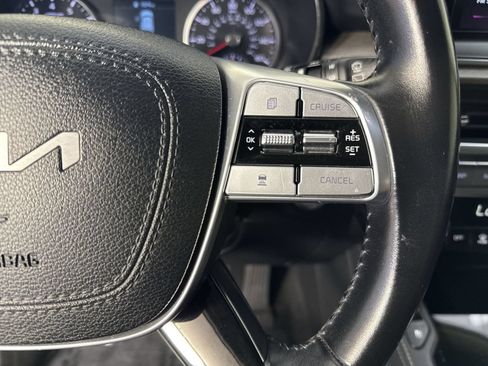 Used 2022 Kia Telluride EX w/ EX Premium Package FWD image 13