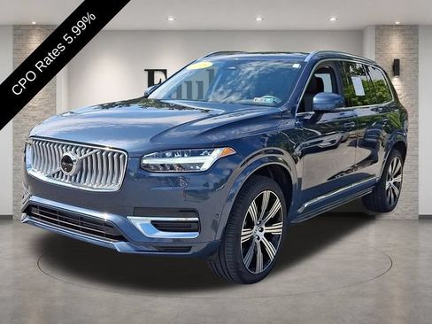 Certified 2025 Volvo XC90 T8 Plus w/ Protection Package Premier AWD/4WD image 3