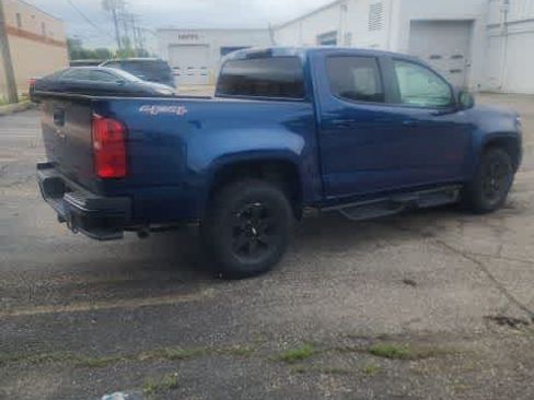 Used 2019 Chevrolet Colorado W/T w/ WT Convenience Package AWD/4WD image 12