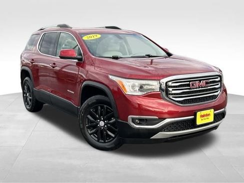 Used 2019 GMC Acadia SLE image 1