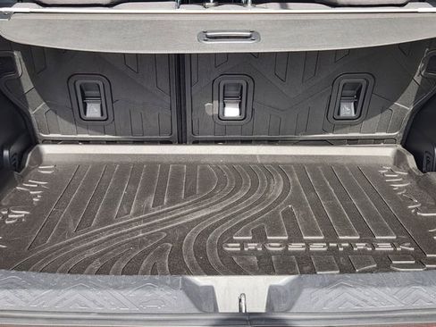 Certified 2025 Subaru Crosstrek 2.0i Premium image 33