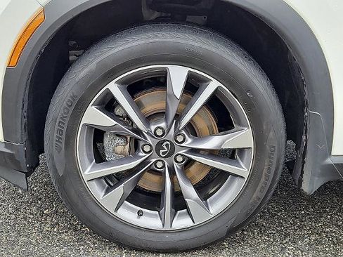 Certified 2023 INFINITI QX60 Luxe w/ Performance Audio Package image 8