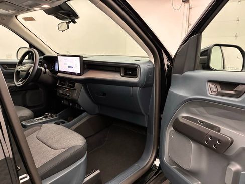 New 2025 Ford Maverick XLT w/ Black Appearance Package image 23