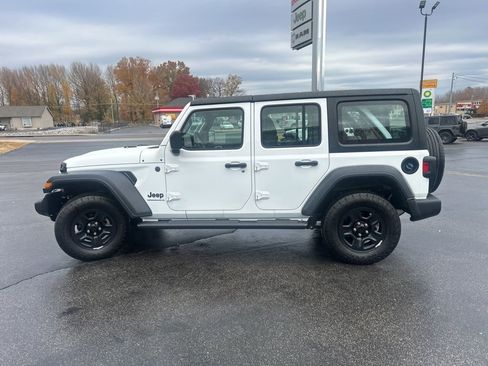 Used 2024 Jeep Wrangler Sport image 7