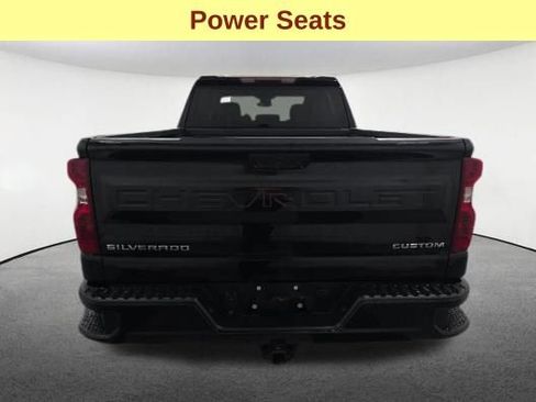 Used 2023 Chevrolet Silverado 1500 Custom AWD/4WD image 7
