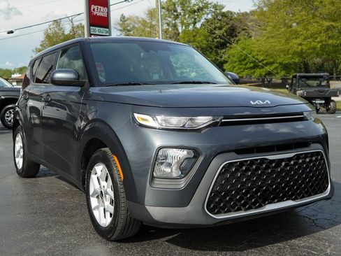 Used 2022 Kia Soul LX w/ Technology Package image 35