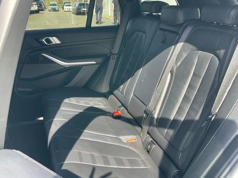 Used 2021 BMW X5 xDrive40i w/ M Sport Package AWD/4WD image 7