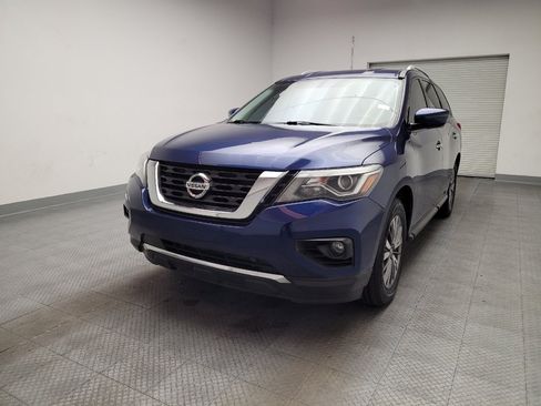 Used 2018 Nissan Pathfinder SV w/ SV Tech Package FWD image 15
