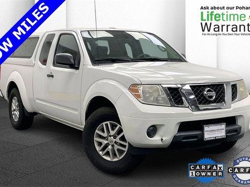 Used 2016 Nissan Frontier SV image 1