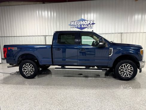 Used 2019 Ford F250 Lariat w/ Lariat Value Package image 1