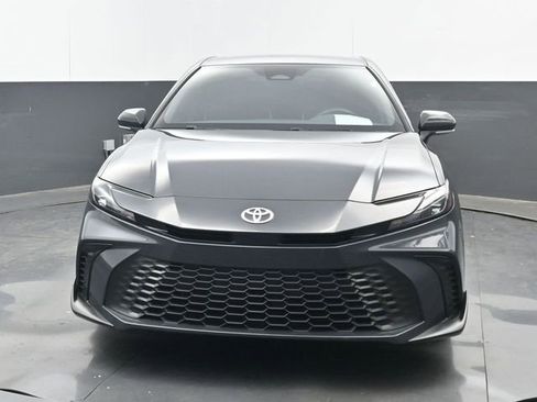 Used 2025 Toyota Camry SE image 20