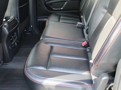 Used 2023 Nissan Titan PRO-4X w/ Pro-4x Convenience Package image 21