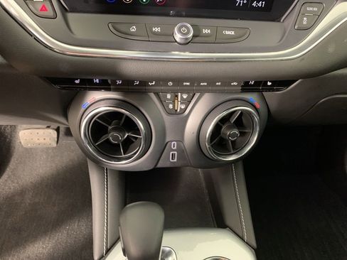 Used 2023 Chevrolet Blazer LT image 24