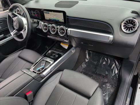 Certified 2025 Mercedes-Benz GLB 250 4MATIC image 20